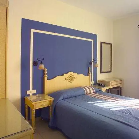 Hotel Pelican 2*